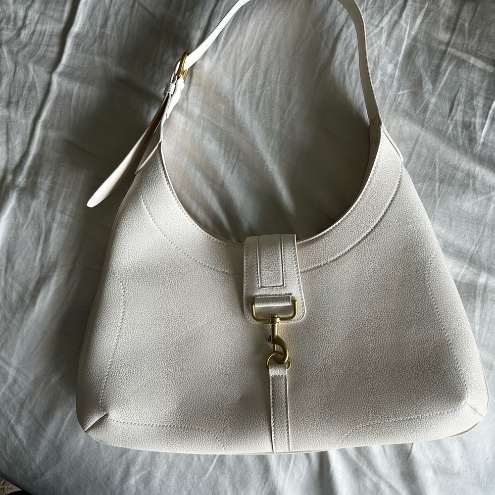 Women’s White Shoulder Bag
